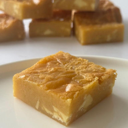 Plain Fudgy Blondies